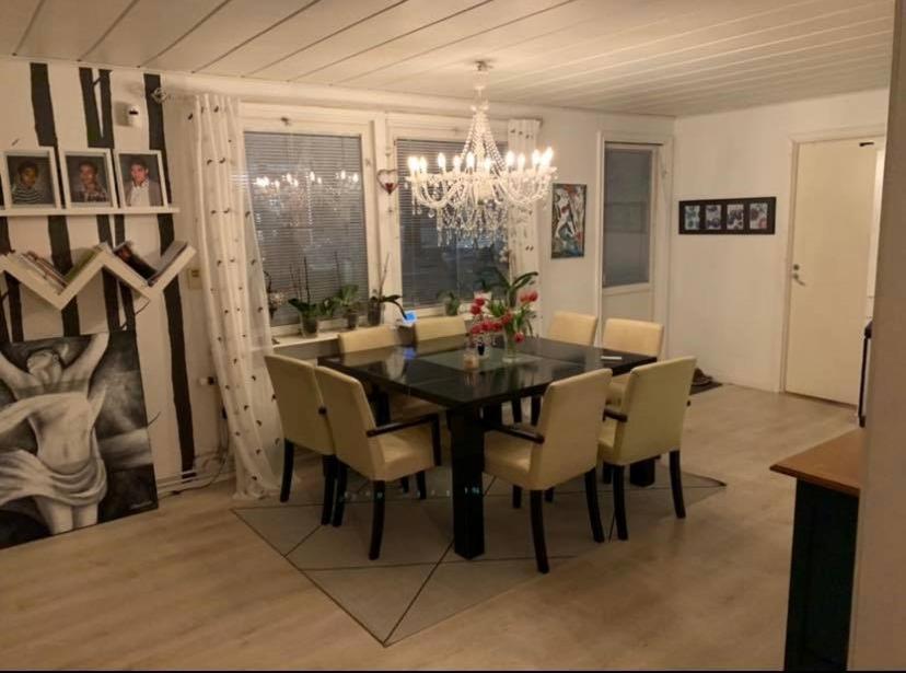 Own Private Room In A Big House! Luleå Екстериор снимка
