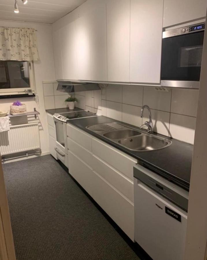 Own Private Room In A Big House! Luleå Екстериор снимка